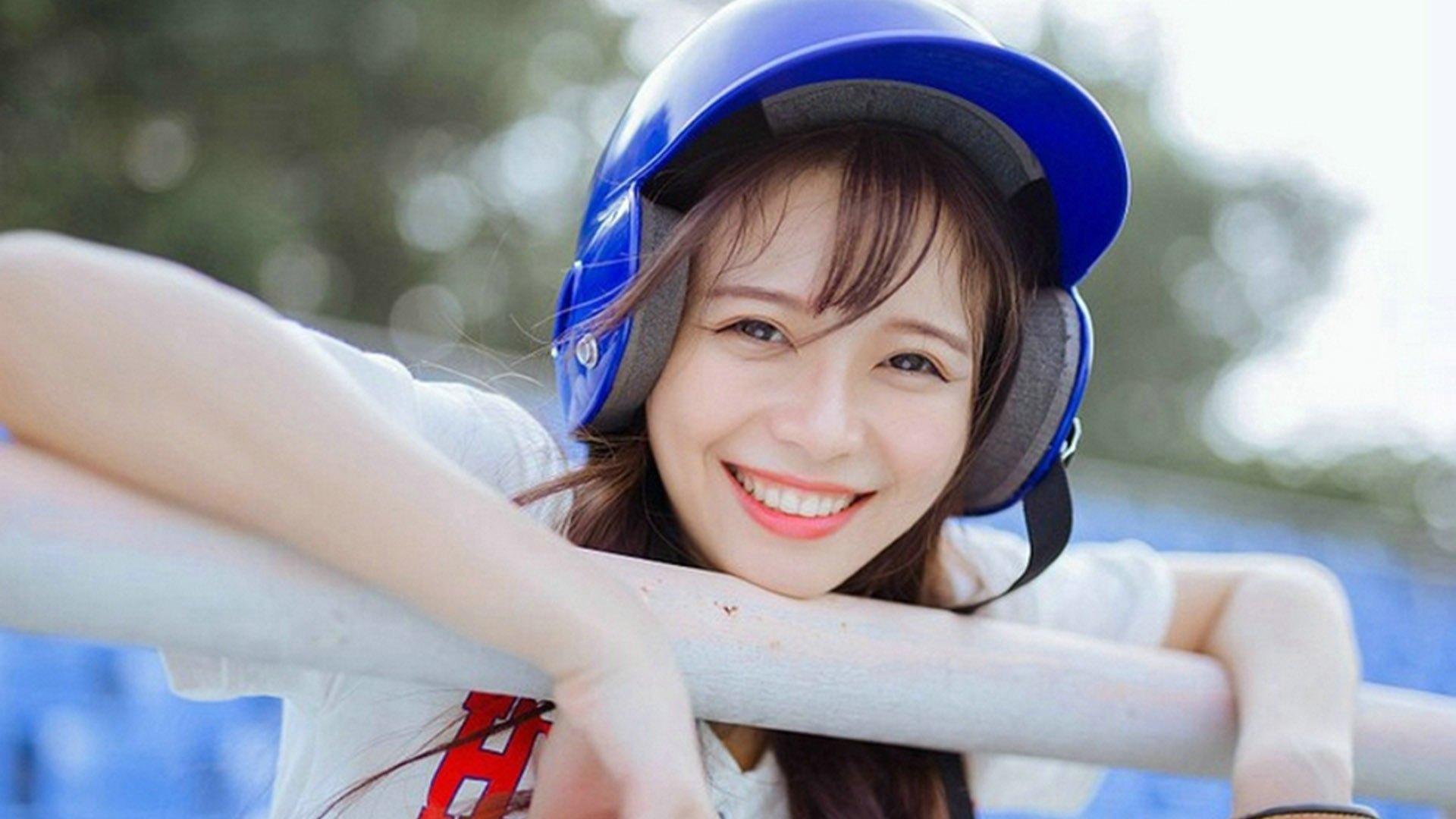 老款榴莲视频app让你榴莲忘返:老款榴莲视频APP，让你沉浸在榴莲的无尽魅力中_: 黑暗中的光明，难道不值得被发现？