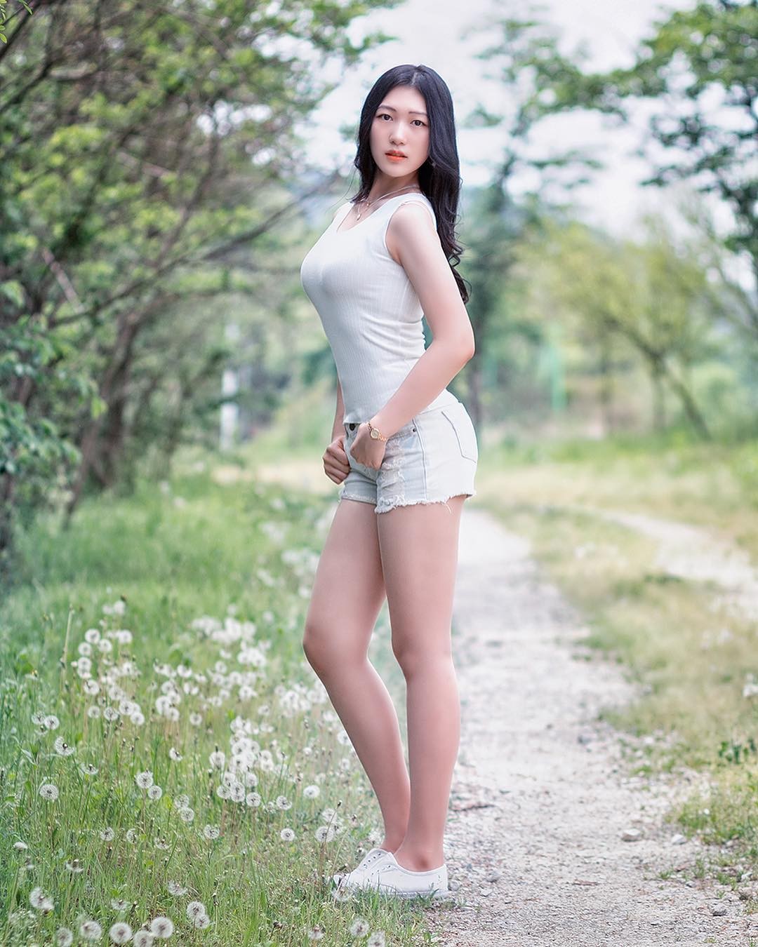 小明看看首页免费观看:小明探索首页免费观看资源，发现精彩无限_: 牵动社会的动态，谁会成为推动者？