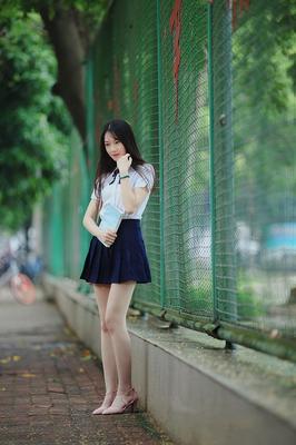 《播播开心》-在快乐的时光里，尽情享受播播开心的乐趣_: 令人困惑的真相，是否隐藏着什么秘密？